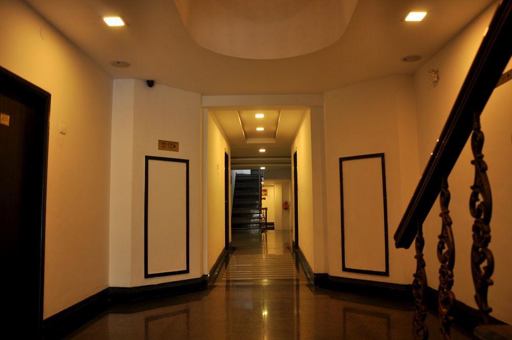 Oyo Premium Convent Road Near Lake Kodaikanal Exterior foto